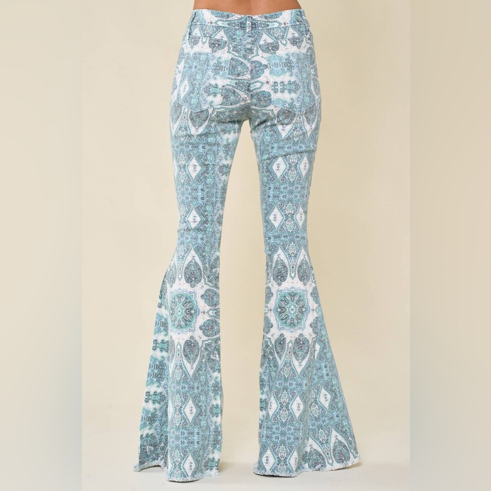 Saints & Hearts Aqua Western Paisley Print Flare Jeans - Size Medium - Picture 3 of 4